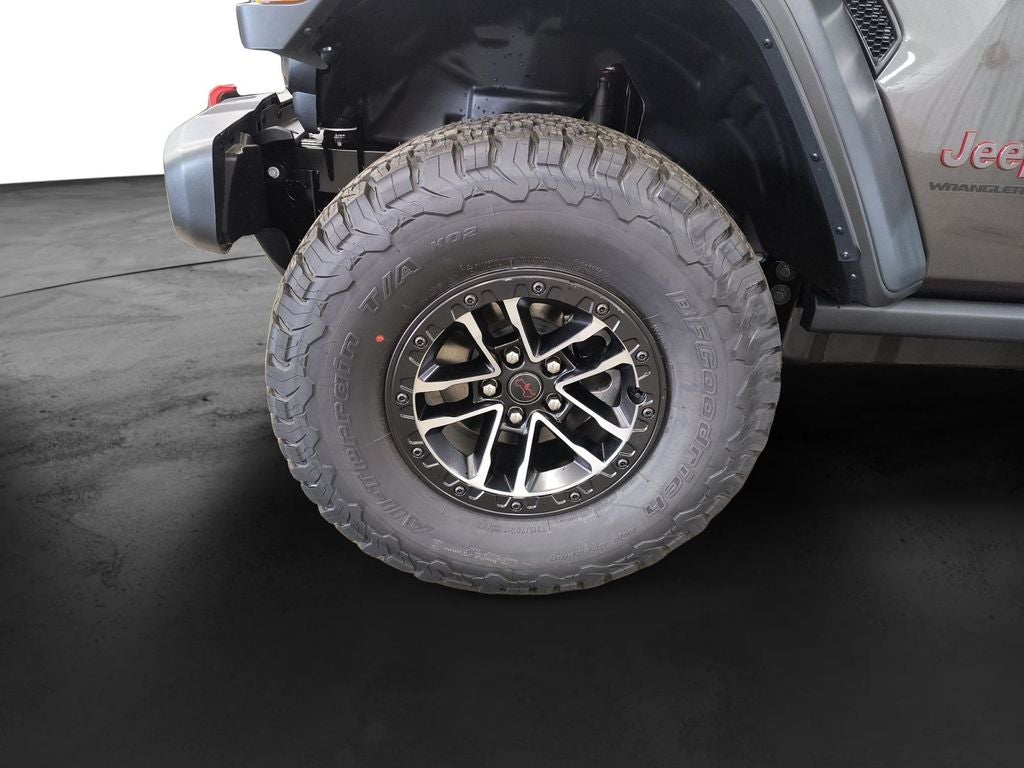 New 2026 Granite Crystal Metallic Clear-Coat Exterior Paint Jeep WRANGLER 4-DOOR RUBICON image 9