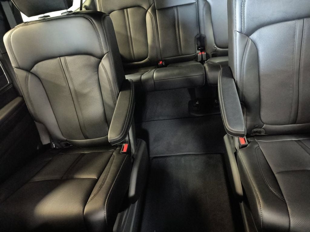 New 2026 Silver-Zynith Exterior Paint Jeep GRAND WAGONEER L LIMITED RESERVE 4X4 image 16