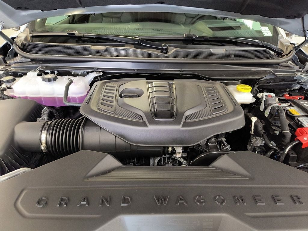 New 2026 Silver-Zynith Exterior Paint Jeep GRAND WAGONEER L LIMITED RESERVE 4X4 image 20