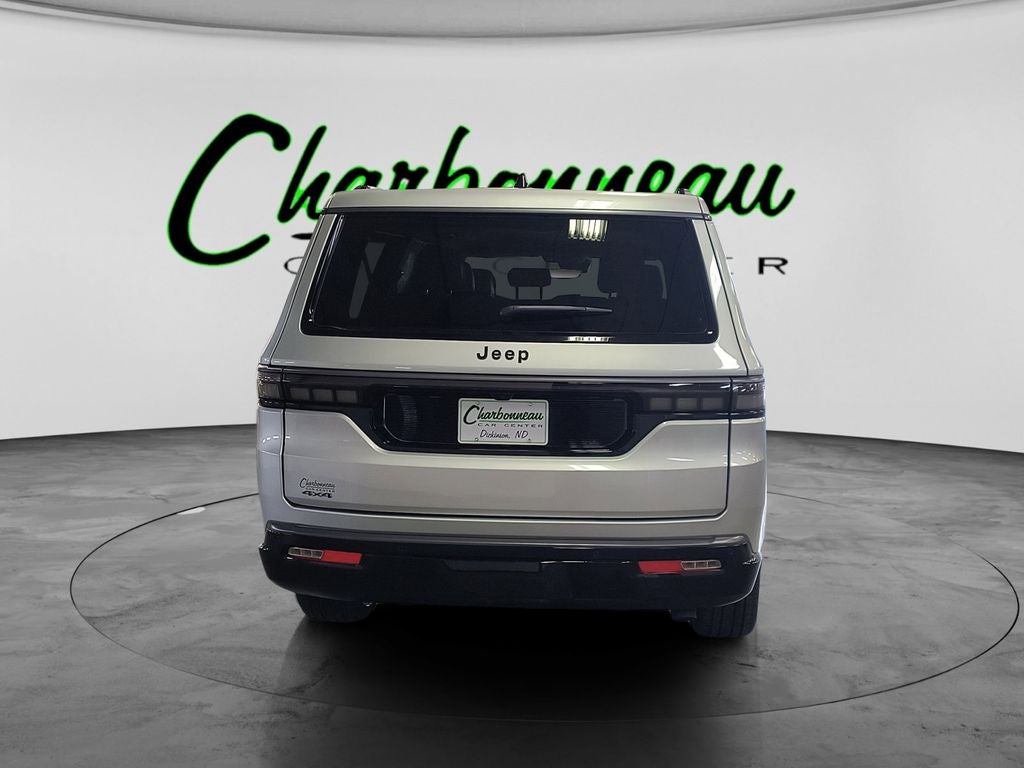 New 2026 Silver-Zynith Exterior Paint Jeep GRAND WAGONEER L LIMITED RESERVE 4X4 image 4
