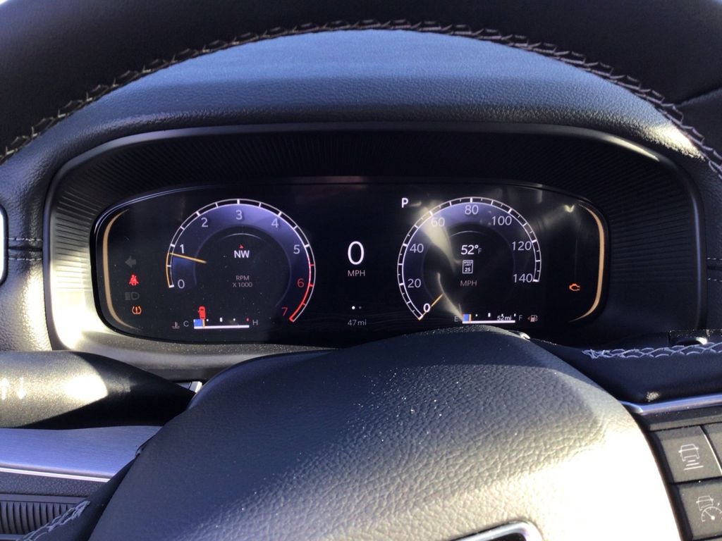 Used 2025 Diamond Black Crystal Pearlcoat Jeep Series III 4x4 image 14