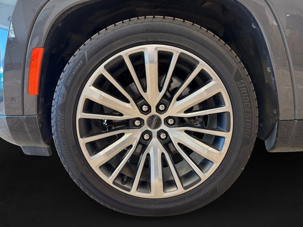 Used 2024 Baltic Gray Metallic Clearcoat Jeep Series III 4x4 image 9