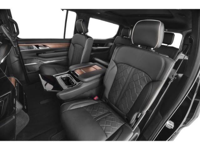 Used 2025 Baltic Gray Metallic Clearcoat Jeep Series III Obsidian 4x4 image 12