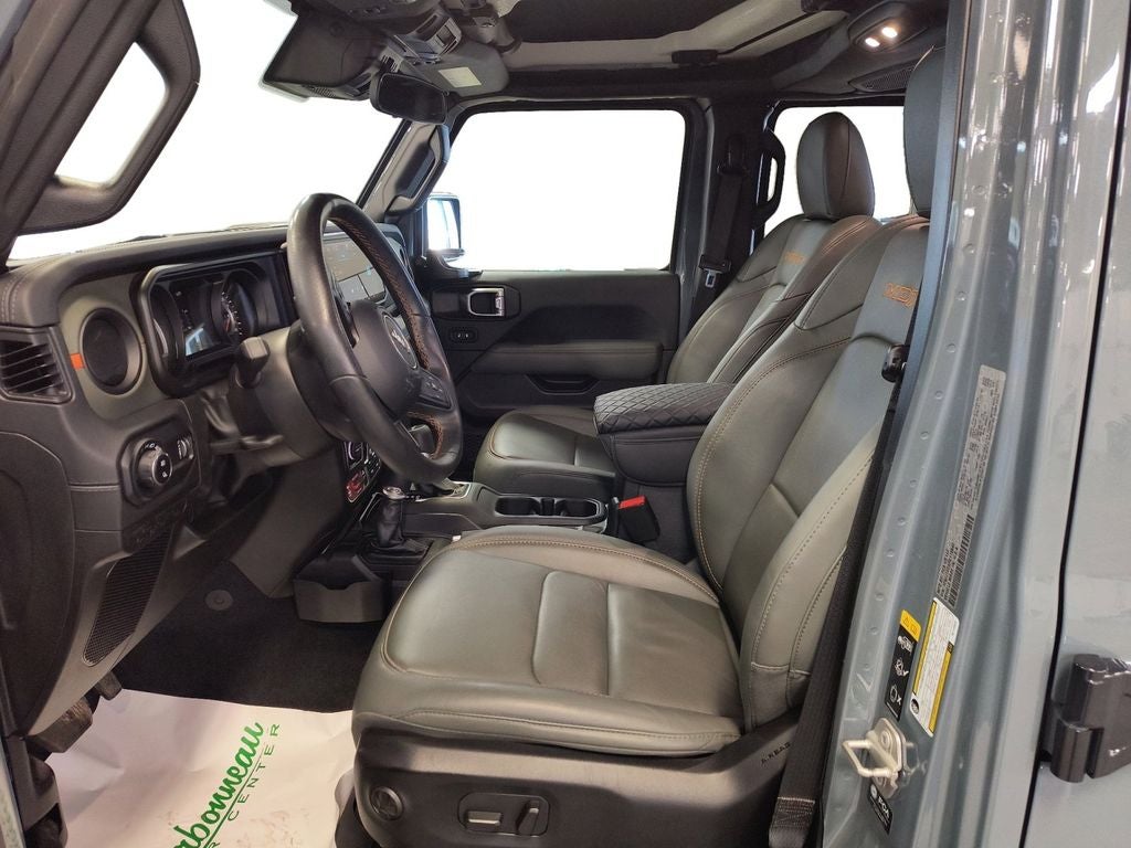 Used 2024 Anvil Clear Coat Jeep Mojave image 10