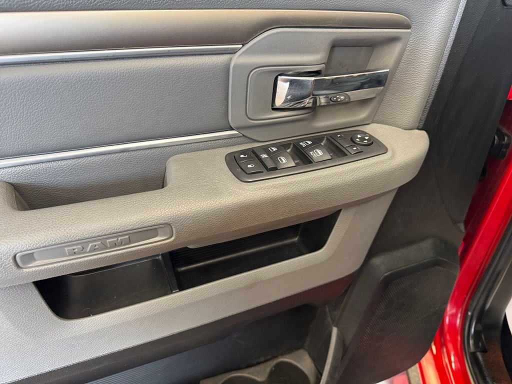 Used 2018 Flame Red RAM SLT image 11