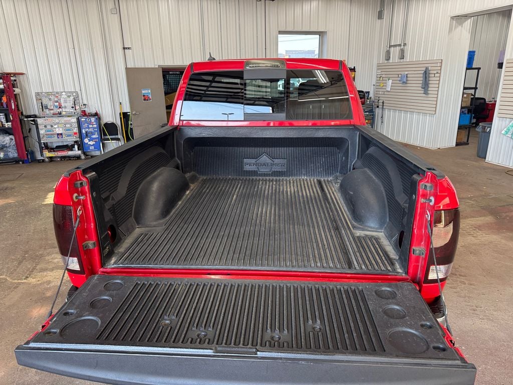 Used 2018 Flame Red RAM SLT image 19