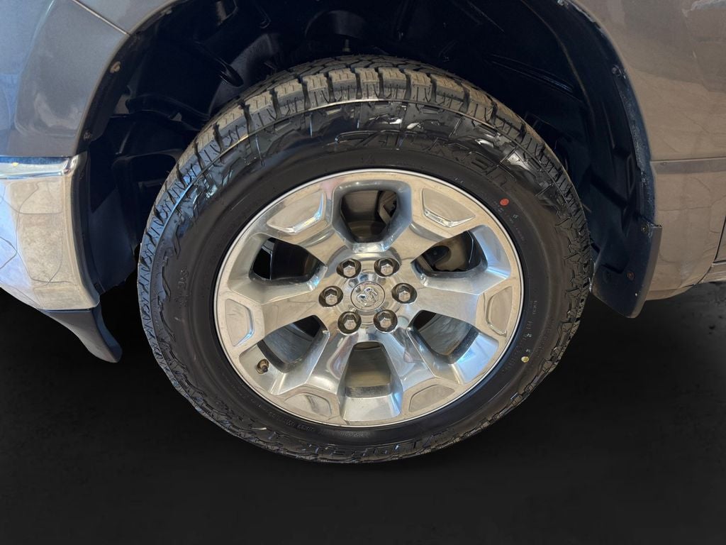 Used 2022 Granite Crystal Metallic Clearcoat RAM Big Horn image 9
