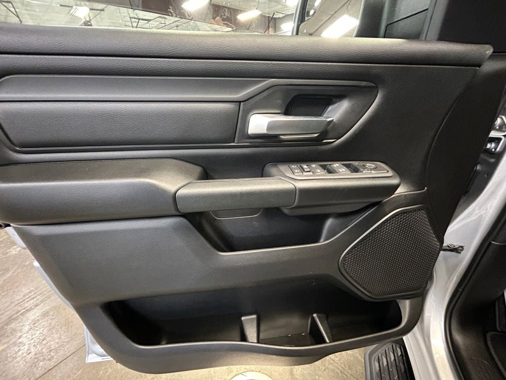 New 2026 Silver Zynith Exterior Paint RAM RAM 1500 EXPRESS CREW CAB 4X4 5