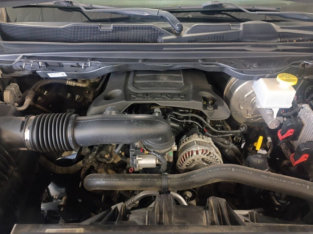 Used 2019 Billet Silver Metallic Clearcoat RAM Laramie Crew Cab 4x4 5