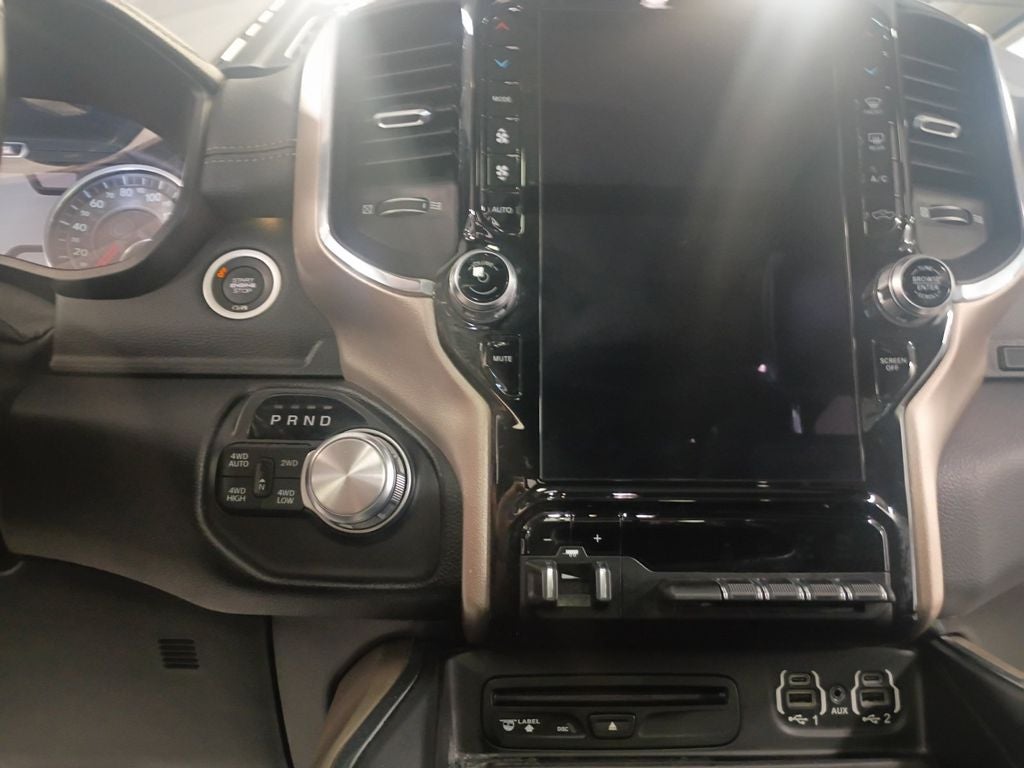Used 2019 Billet Silver Metallic Clearcoat RAM Laramie Crew Cab 4x4 5