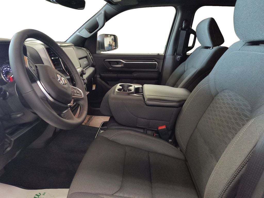 New 2026 Bright White Clear-Coat Exterior Paint RAM RAM 1500 BIG HORN CREW CAB 4X4 6