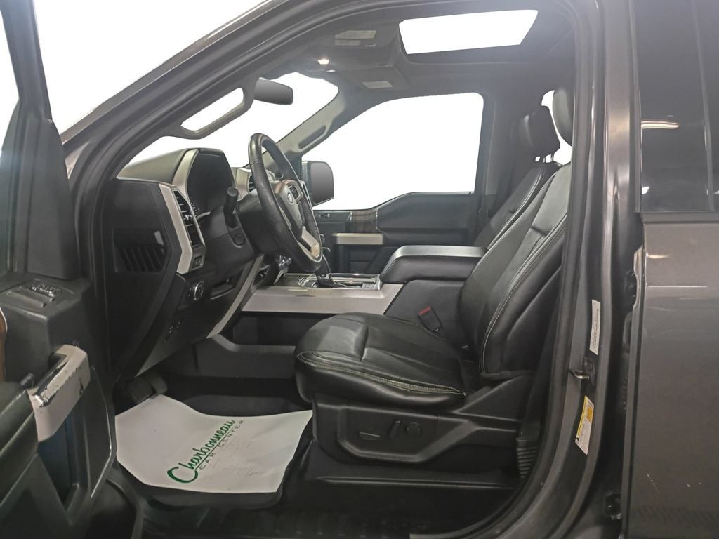 Used 2019 Magnetic Metallic Ford LARIAT image 10