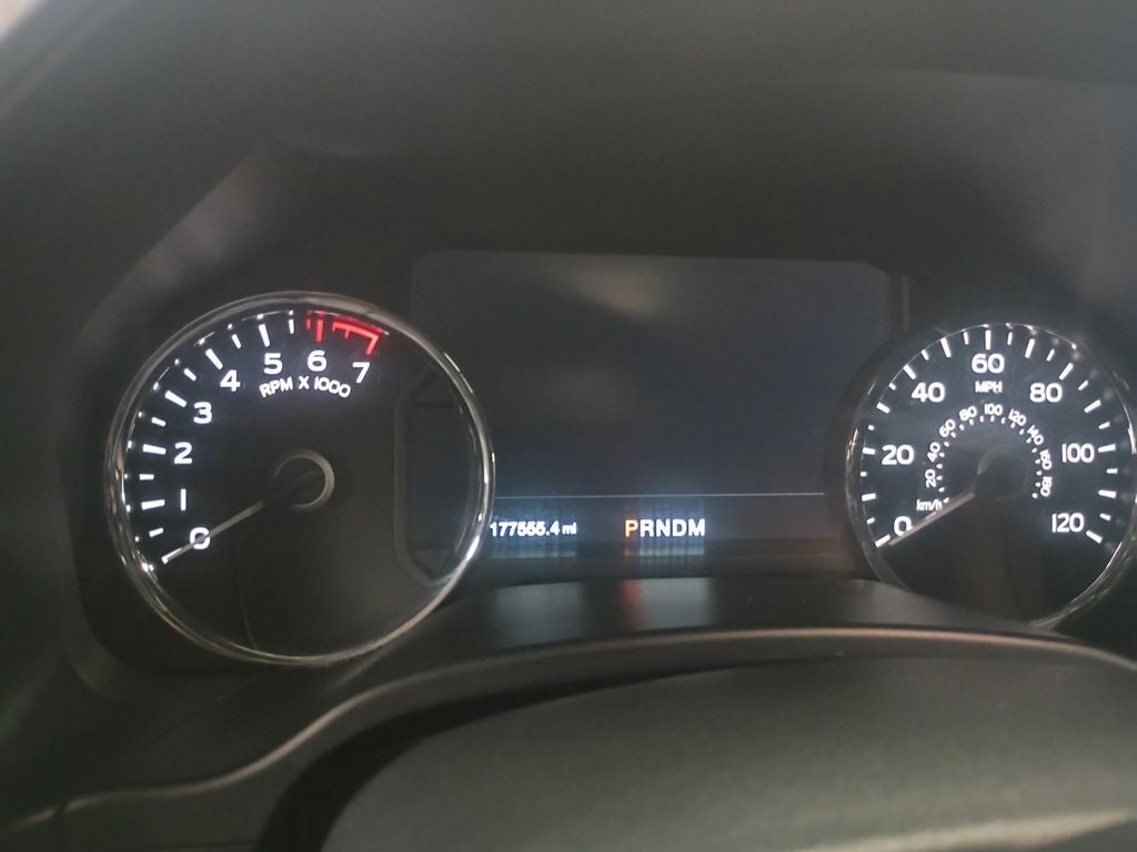 Used 2019 Magnetic Metallic Ford LARIAT image 14