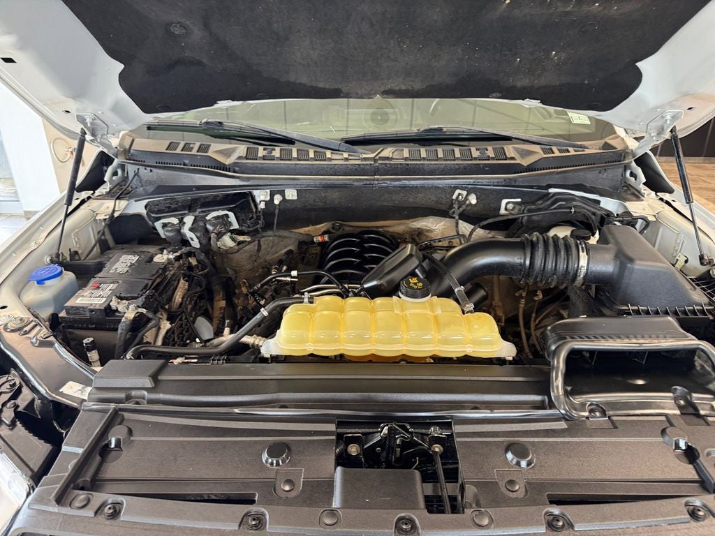 Used 2018 White Ford XLT image 20