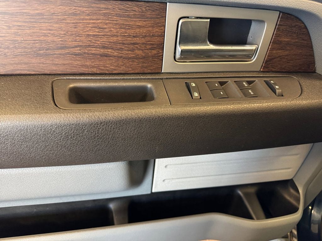 Used 2014 Blue Jeans Metallic Ford Lariat image 11