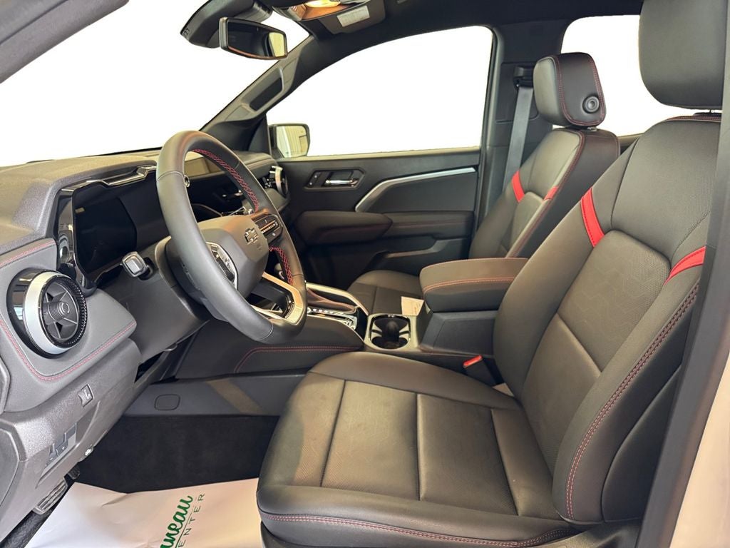 Used 2025 Summit White Chevrolet 4WD Z71 image 10