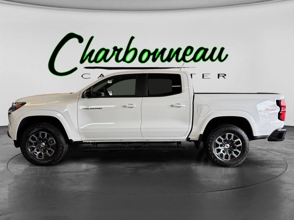 Used 2025 Summit White Chevrolet 4WD Z71 image 2