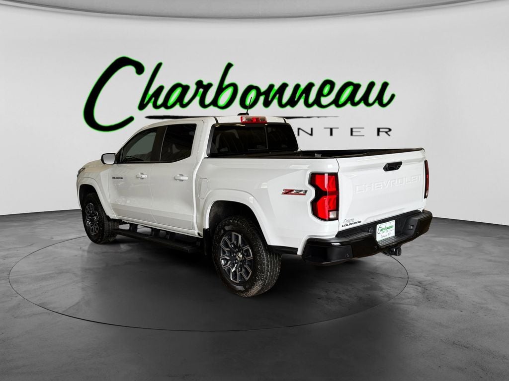 Used 2025 Summit White Chevrolet 4WD Z71 image 3