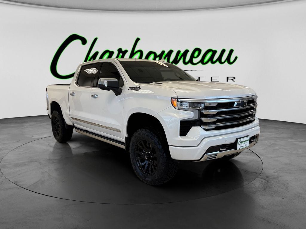 Used 2023 Iridescent Pearl Tricoat Chevrolet 4WD Crew Cab Short Bed High Country image 7