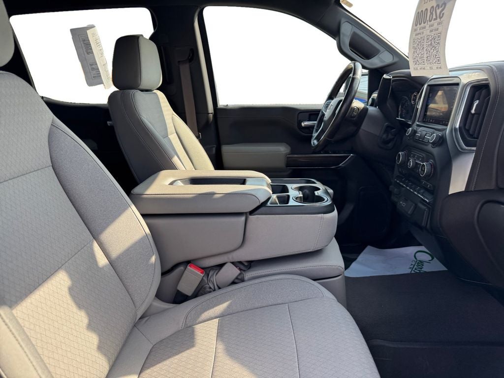 Used 2019 Summit White Chevrolet LT image 17