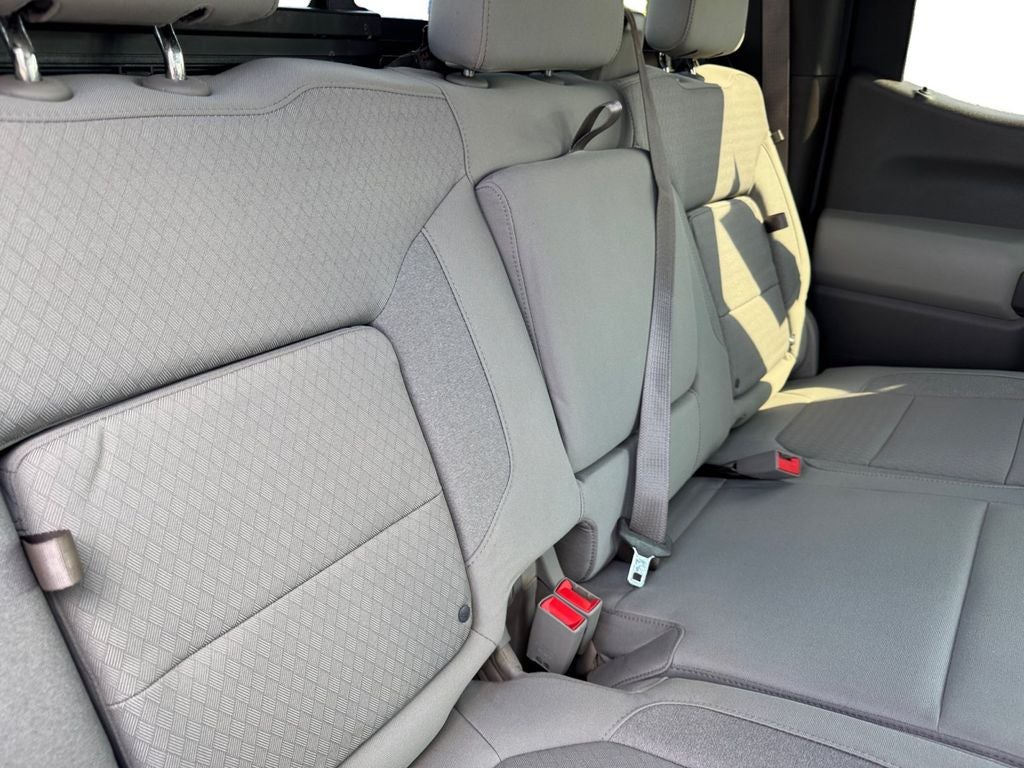 Used 2019 Summit White Chevrolet LT image 18