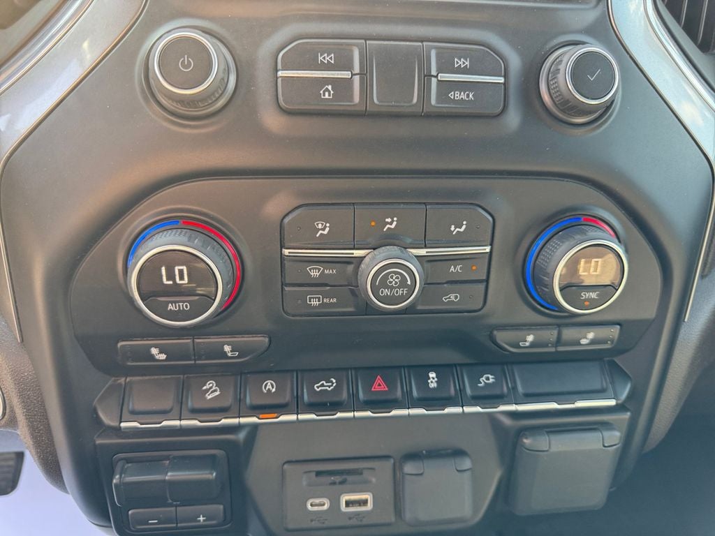 Used 2019 Summit White Chevrolet LT image 21