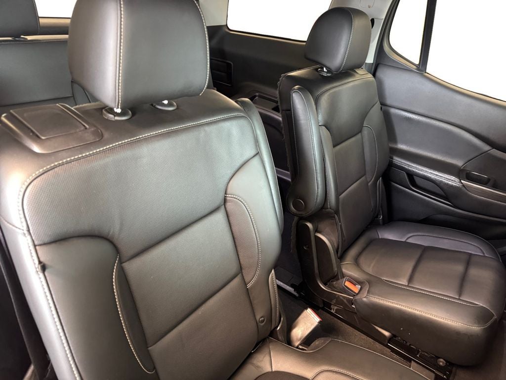 Used 2020 Carbon Black Metallic GMC AWD SLT image 18