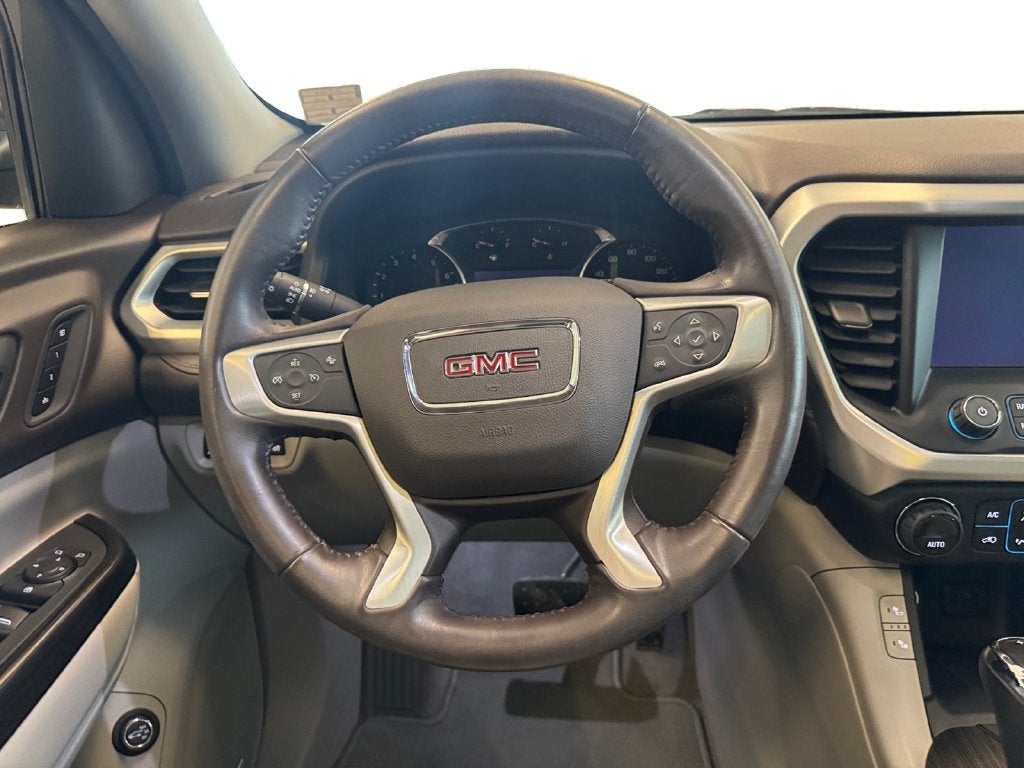 Used 2017 Iridium Metallic GMC SLT-2 image 13