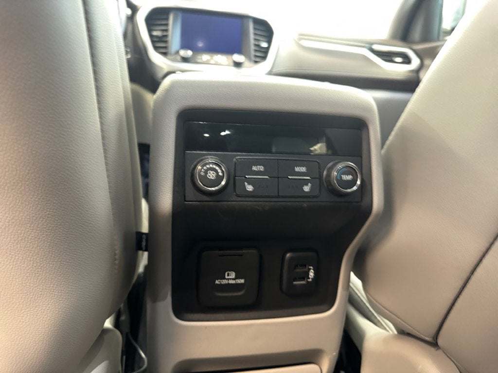 Used 2017 Iridium Metallic GMC SLT-2 image 24