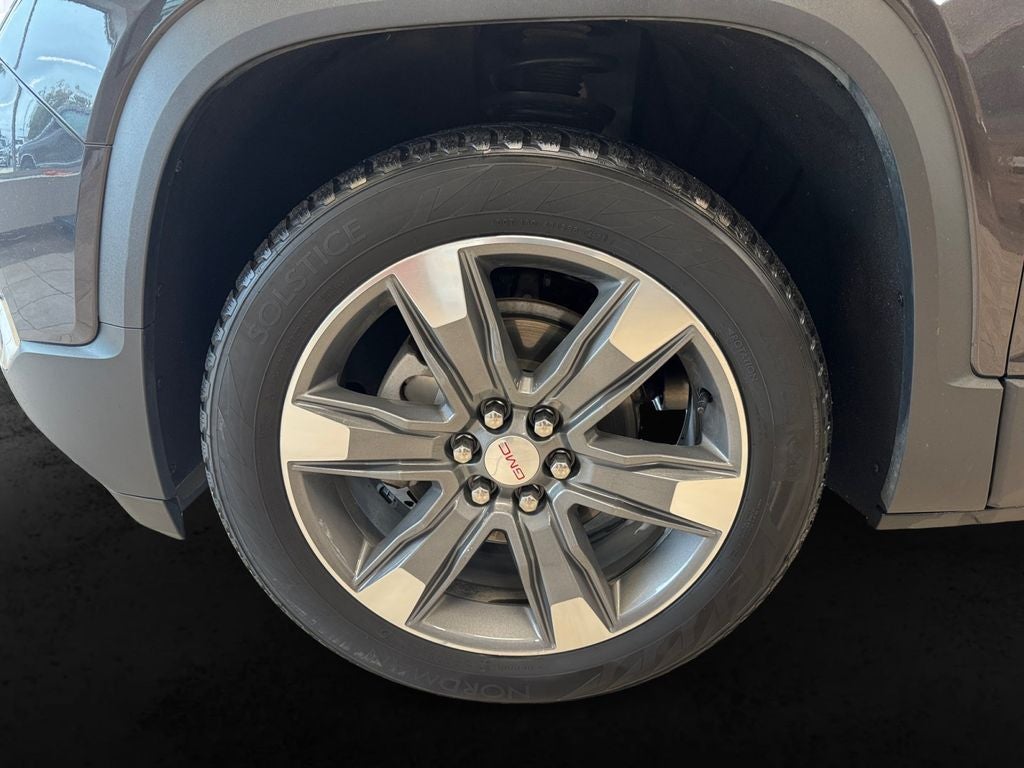 Used 2017 Iridium Metallic GMC SLT-2 image 9