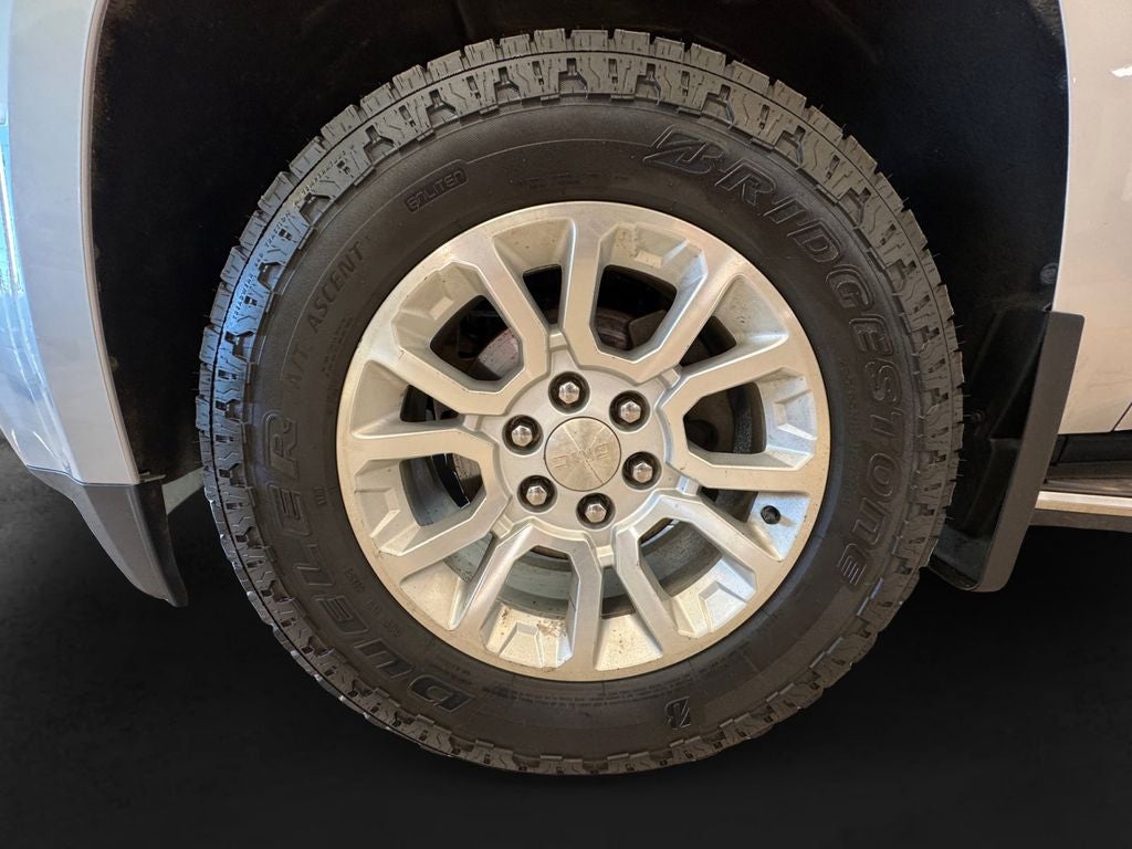 Used 2018 Quicksilver Metallic GMC SLT image 9