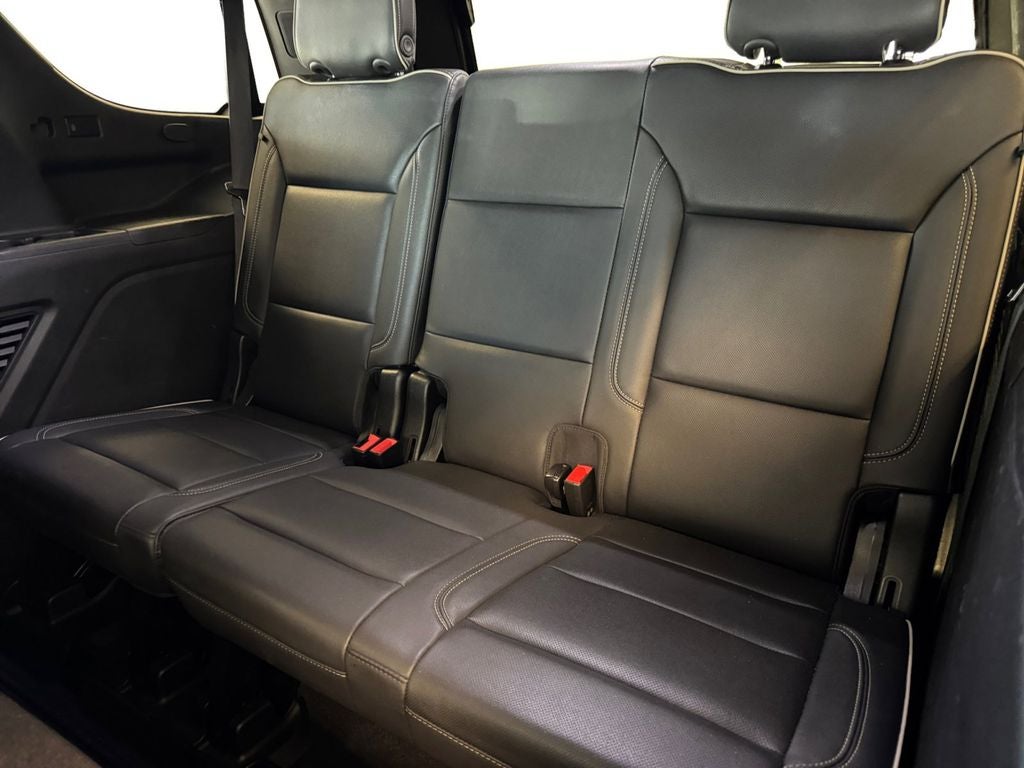 Used 2021 Dark Sky Metallic GMC 4WD SLT image 16