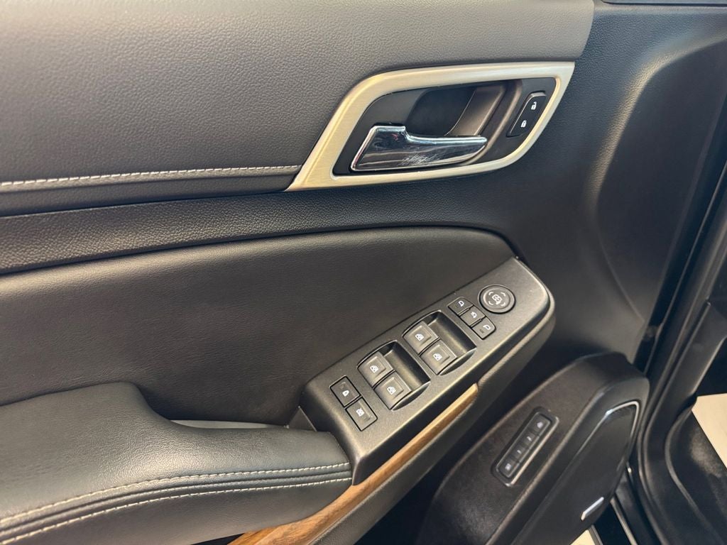 Used 2019 Onyx Black GMC Denali image 11