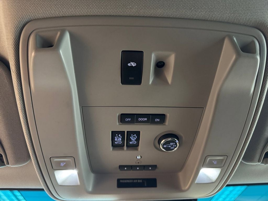 Used 2019 Onyx Black GMC Denali image 22