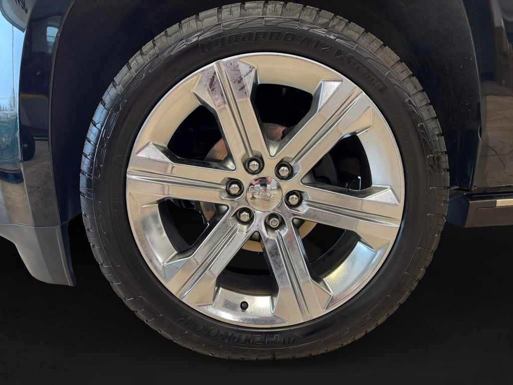 Used 2019 Onyx Black GMC Denali image 9