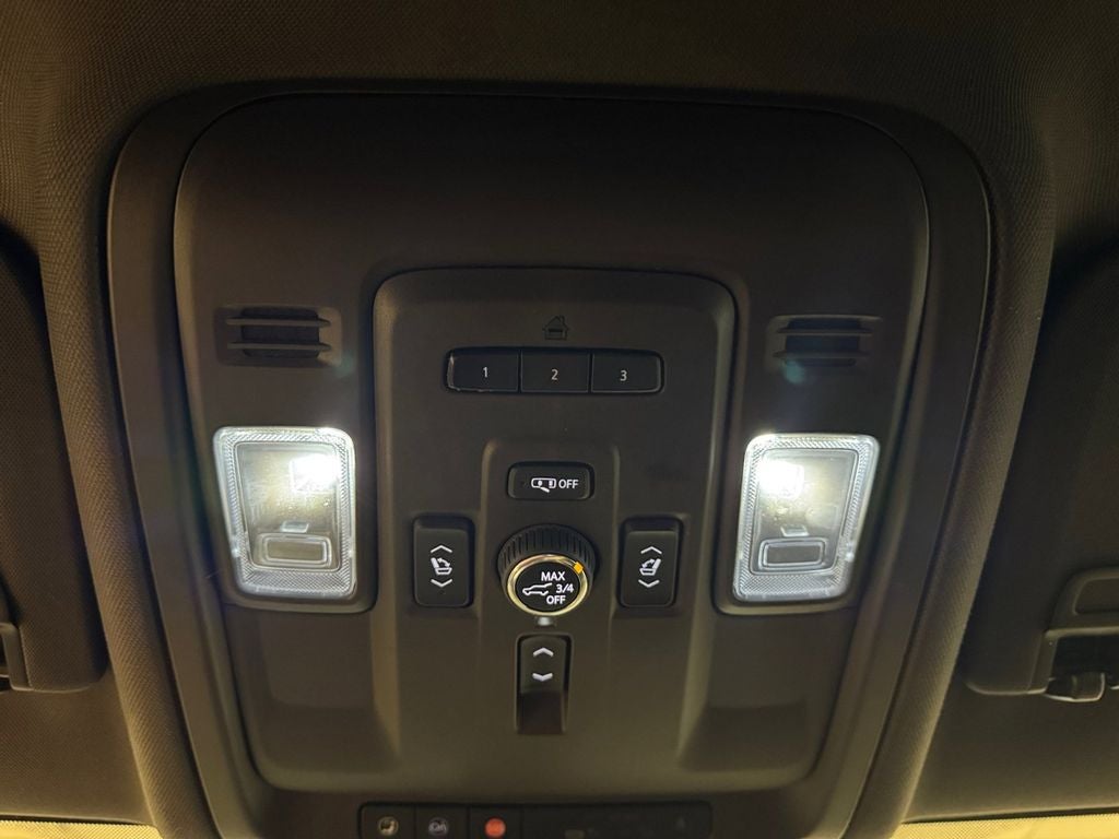 Used 2022 Satin Steel Metallic GMC 4WD Denali image 21