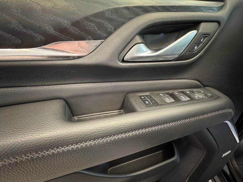 Used 2022 Onyx Black GMC 4WD Denali image 11