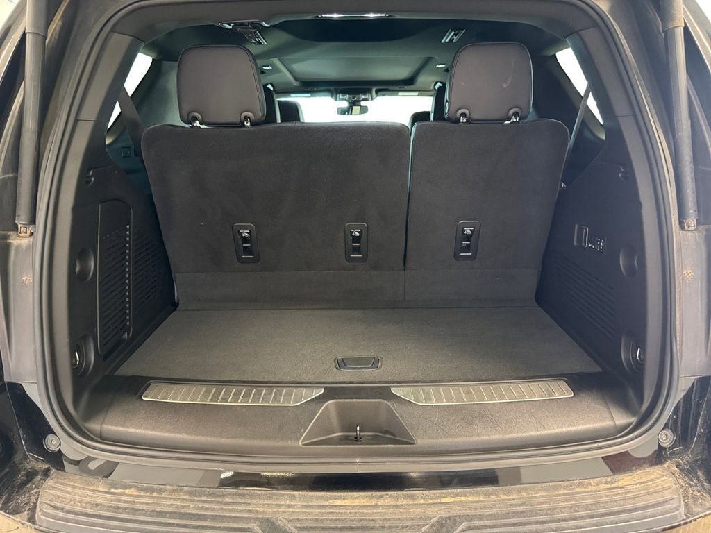 Used 2022 Onyx Black GMC 4WD Denali image 19