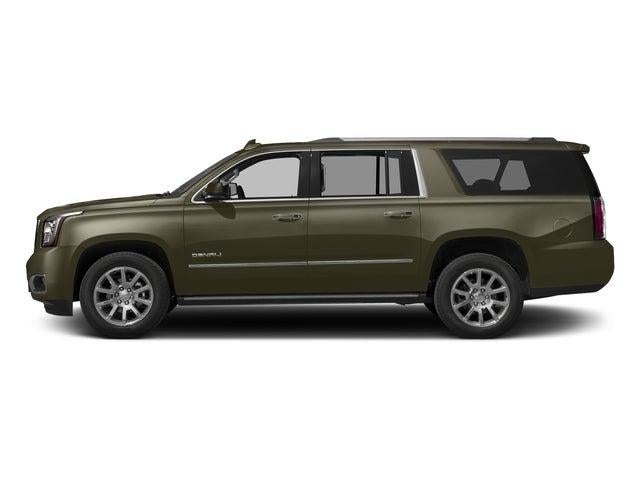 Used 2017 Mineral Metallic GMC Denali image 2