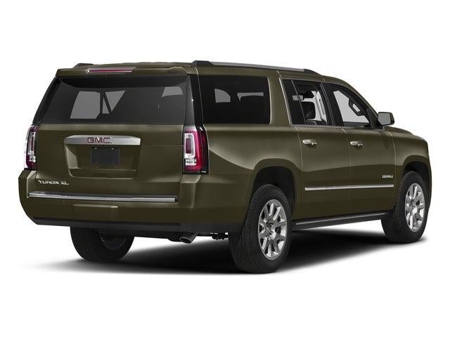 Used 2017 Mineral Metallic GMC Denali image 3