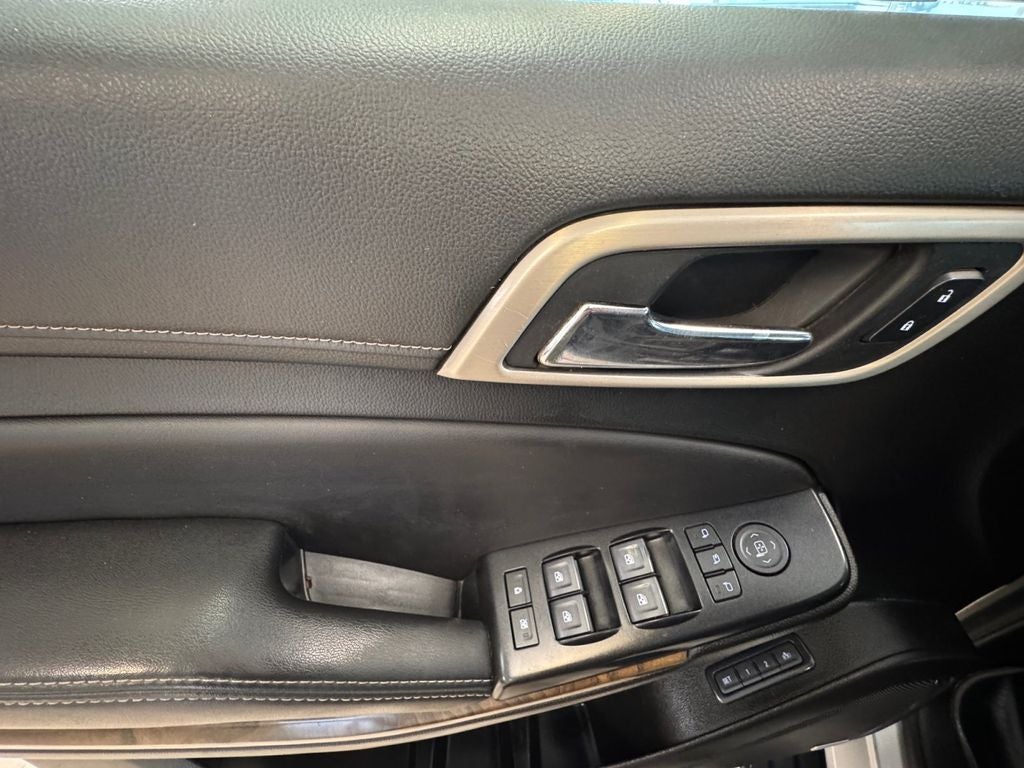 Used 2018 Quicksilver Metallic GMC Denali image 11