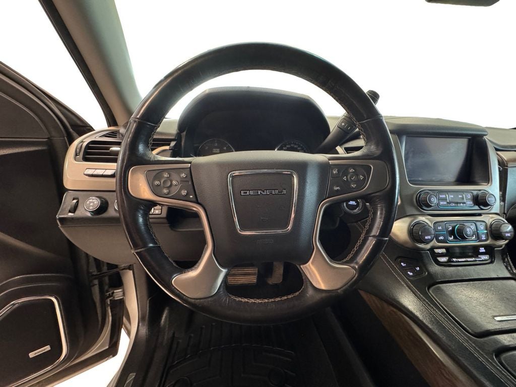 Used 2018 Quicksilver Metallic GMC Denali image 13