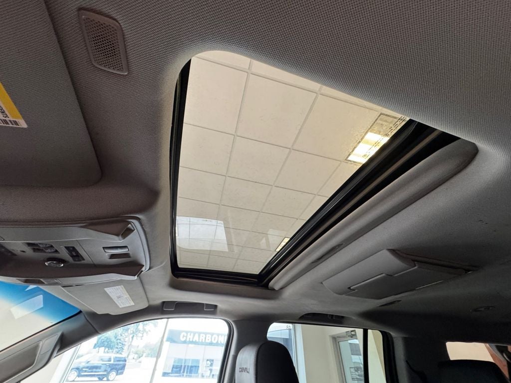 Used 2018 Quicksilver Metallic GMC Denali image 24