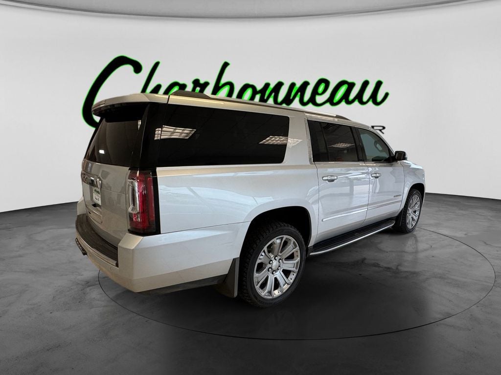 Used 2018 Quicksilver Metallic GMC Denali image 5