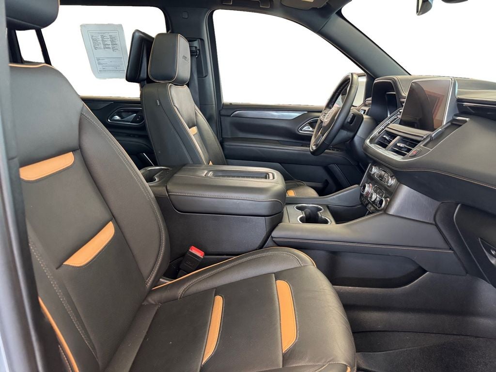 Used 2024 Sterling Metallic GMC 4WD AT4 image 17