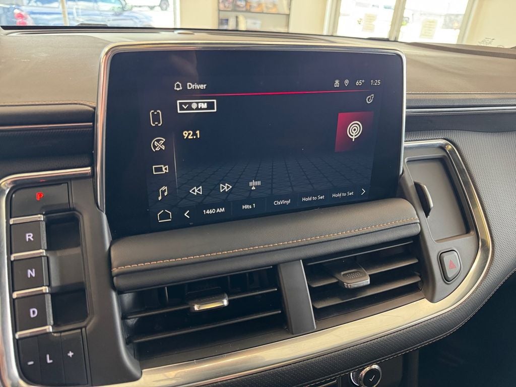 Used 2024 Sterling Metallic GMC 4WD AT4 image 21