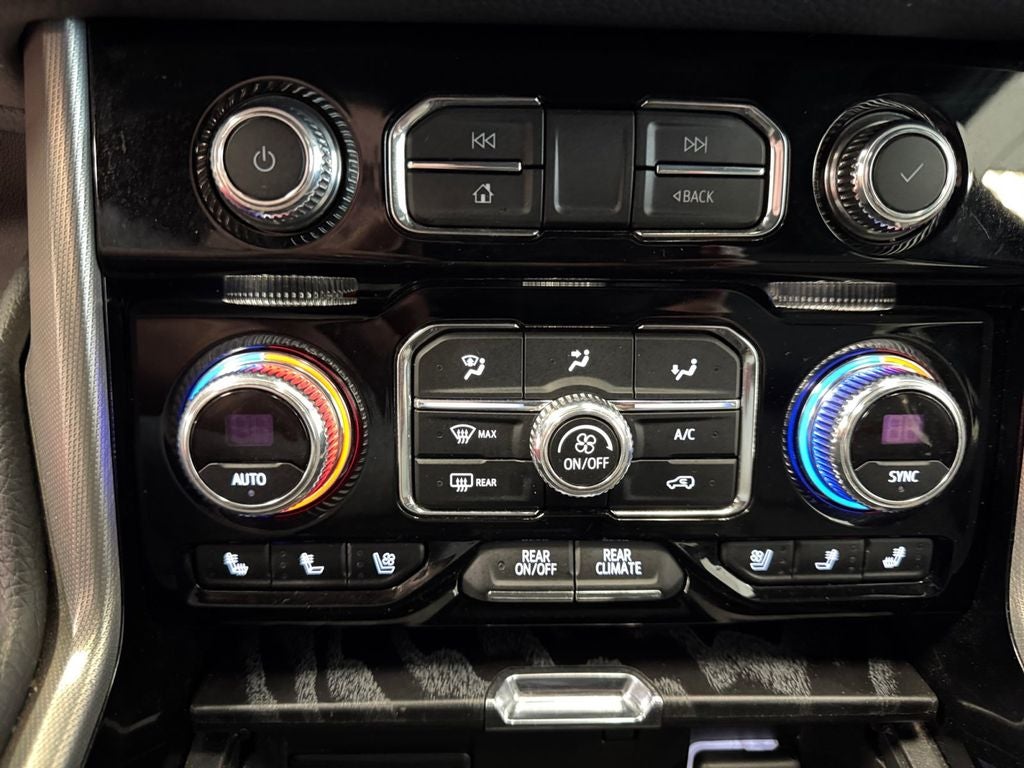 Used 2021 Onyx Black GMC 4WD Denali image 22