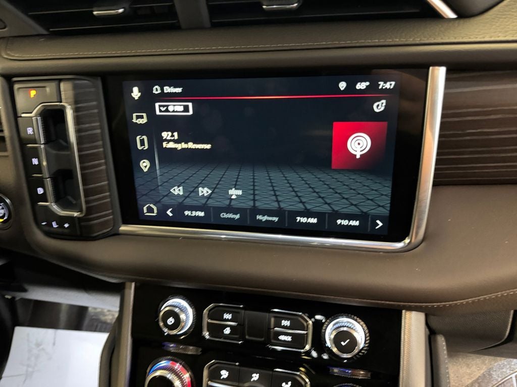 Used 2024 White Frost Tricoat GMC 4WD Denali image 20