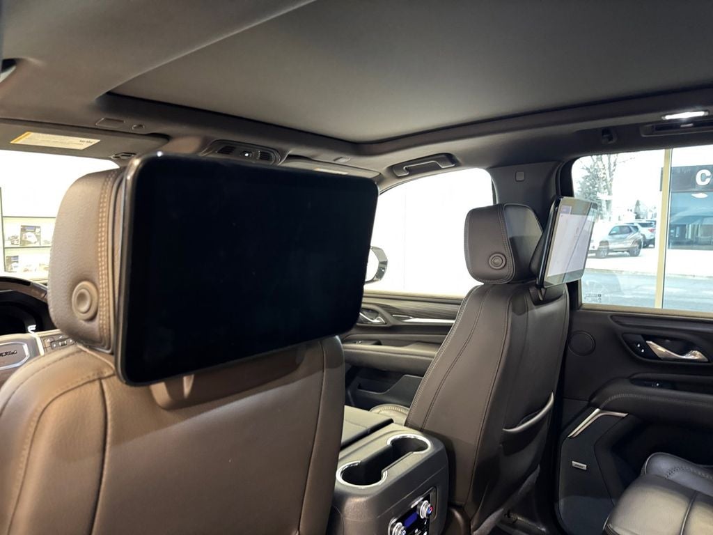 Used 2024 White Frost Tricoat GMC 4WD Denali image 22