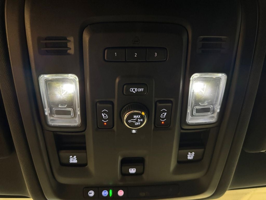 Used 2021 Black Chevrolet 4WD RST image 22